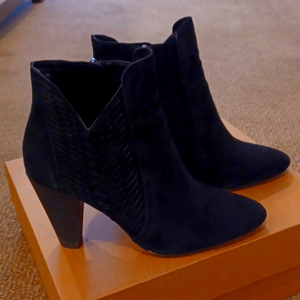Vince Camuto Booties